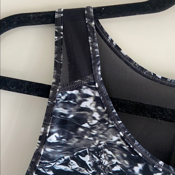 Lululemon Sculpt Tank II - Picture 6 of 13